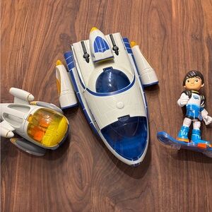 Disney Tomorrowland Lot With Miles